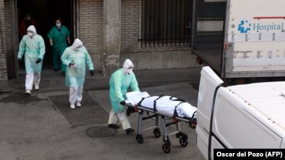 Coronavirus: Decesele la nivel global au trecut de 700.000