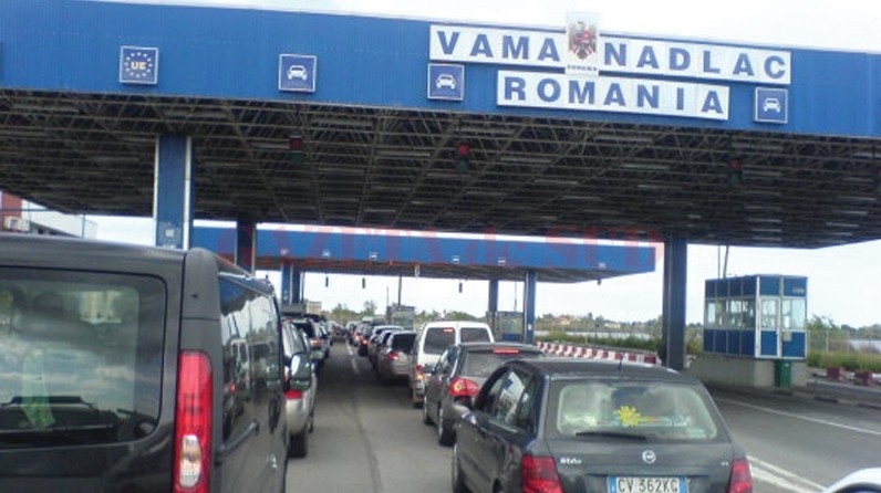41 de cetăţeni străini, scoşi sub escortă din ţară cu interdicţie de a reveni timp de cinci ani