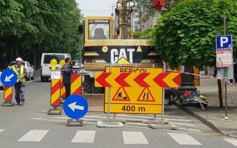 Atenție, șoferi! Restricții de circulație pe Bulevardul Revoluției