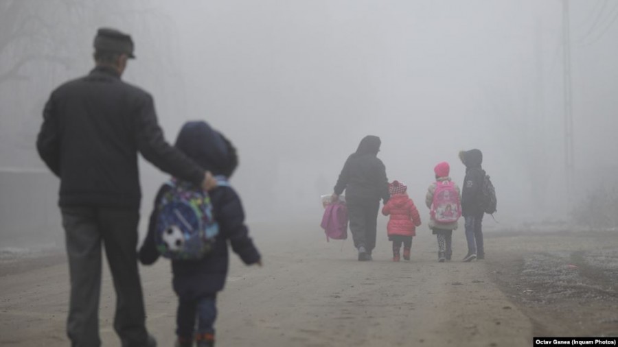 Peste 2.700.000 de elevi şi preşcolari încep cursurile anului şcolar 2020-2021 în condiţii de pandemie