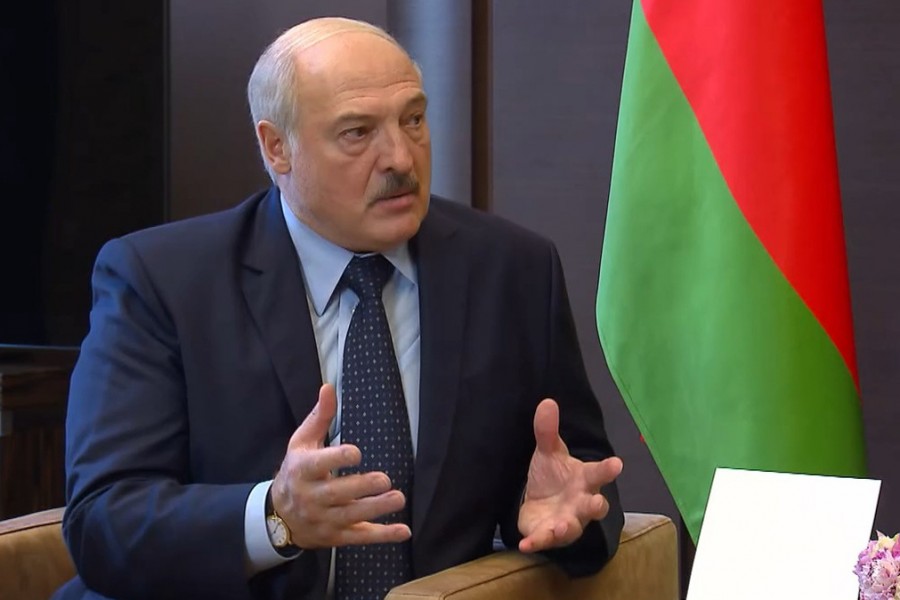 Belarus îşi închide frontierele cu Polonia şi Lituania