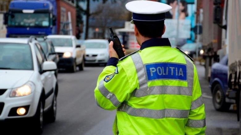 Infracțiuni rutiere de weekend. Ce a făcut un „șofer” când a fost oprit de Poliție