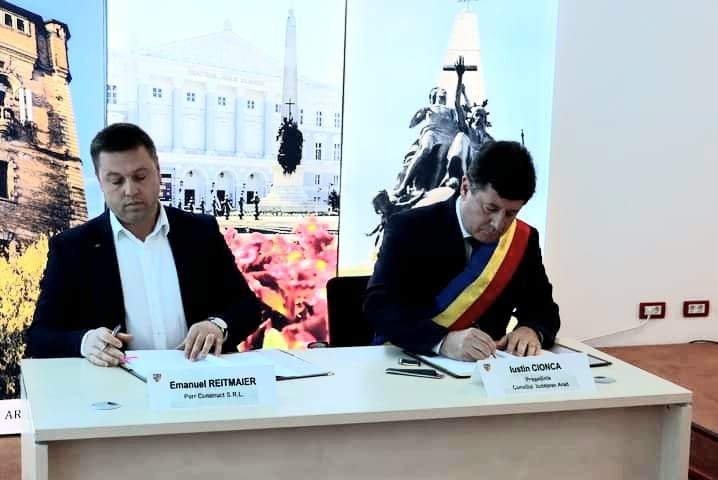 Contractul pentru cel mai important proiect de infrastructură rutieră din judeţ a fost semnat în prezenţa premierului Nicolae Ciucă şi  a ministrului de Interne, Lucian Bode