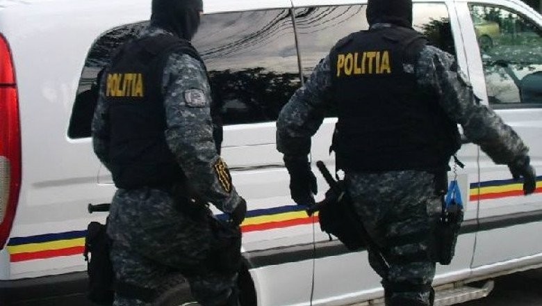 Percheziții la braconieri în Arad și Timiș. Vezi ce au ridicat polițiștii