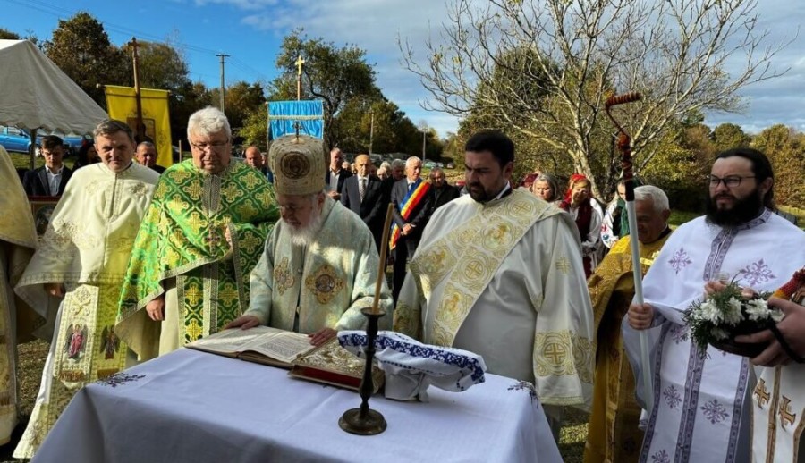 Biserica din Parohia Vidra - târnosită de ÎPS Timotei