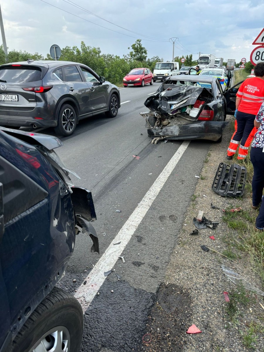 Accident pe șoseaua Arad-Oradea, lângă Webasto