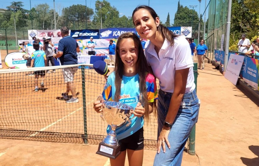 Reșițeanca Antonia Bondoc câștigă turneul de tenis pentru copii de la Roma (FOTO)