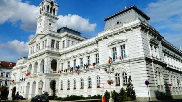 Palatul Administrativ va fi iluminat în portocaliu de Ziua internațională a Luptei împotriva Violenței asupra Femeilor