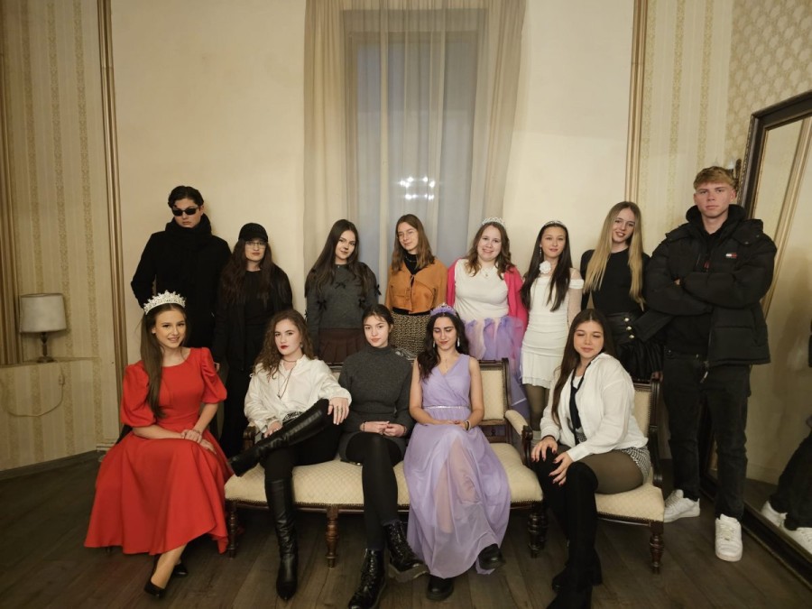 Bal mascat: MAGIA TOAMNEI , editia a VII-a, organizat la Colegiul National  „Preparandia-Dimitrie Țichindeal” (FOTO)