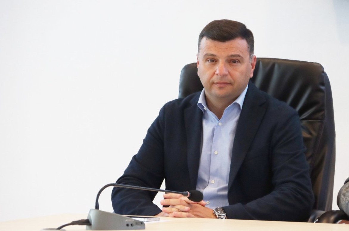 Au fost depășite contestațiile pentru drumurile Sâmbăteni – Ghioroc și Lipova - Neudorf