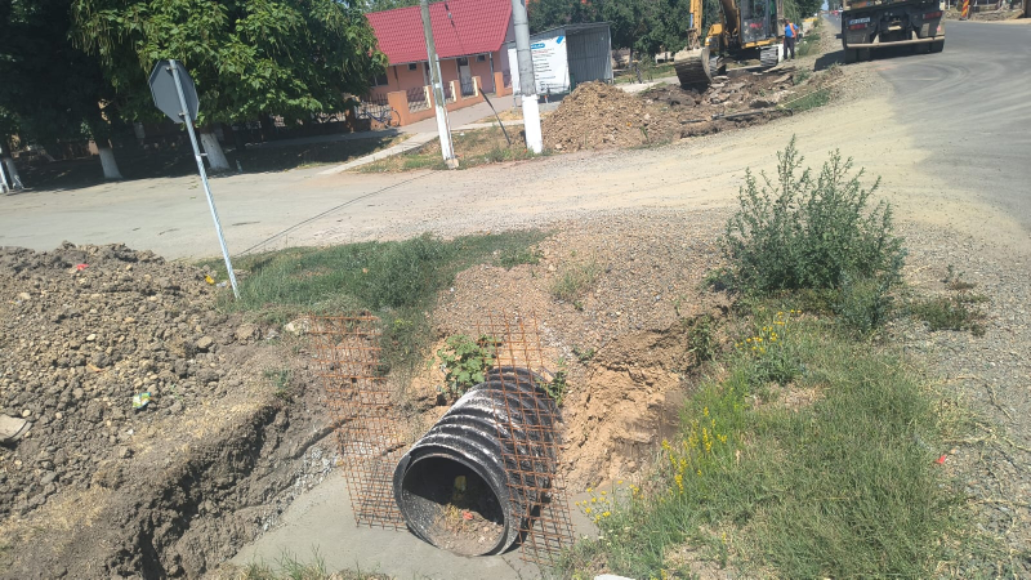 La Mișca se construiesc peste 80 de accese noi către gospodării și opt parcări laterale