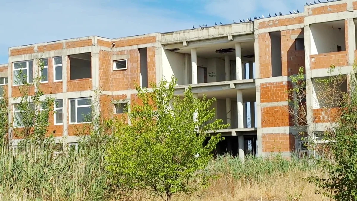 Nădlac caută destinație pentru un campus școlar neterminat