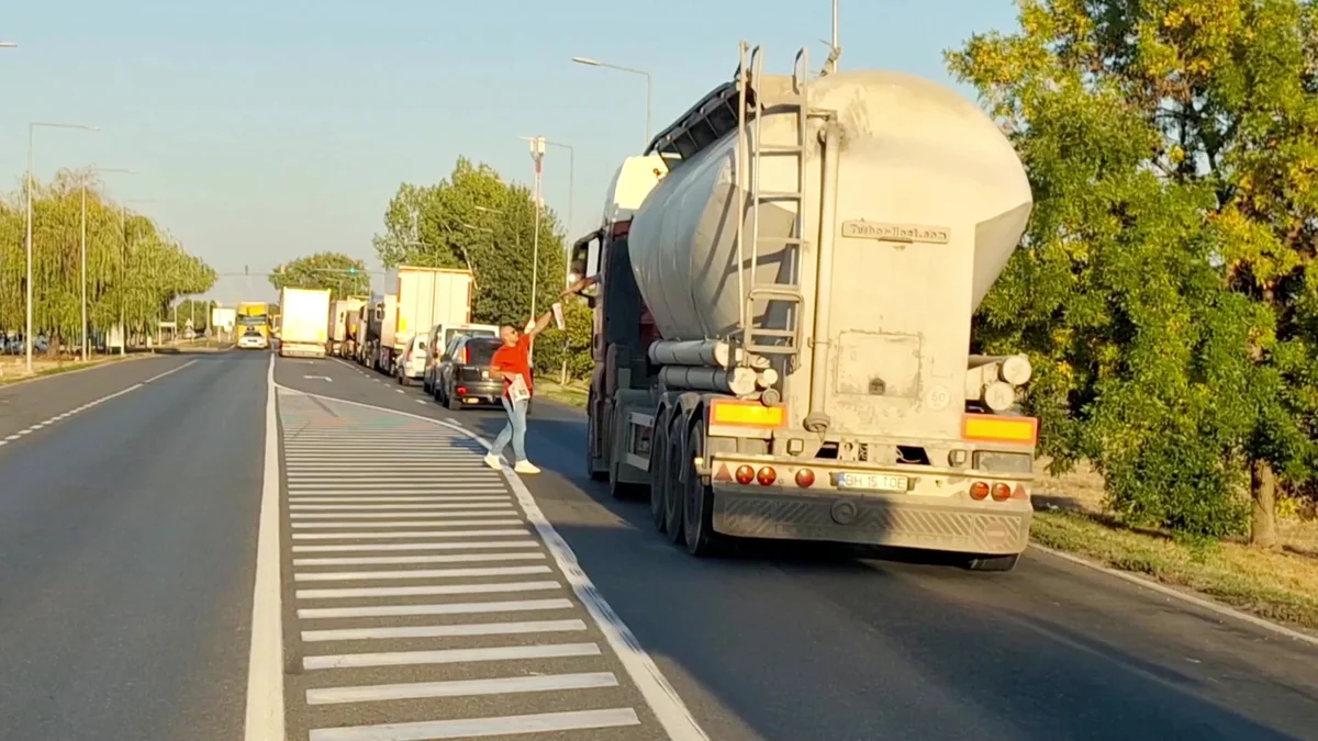 Transportatorii protestează pe centura Aradului față de Toll RO