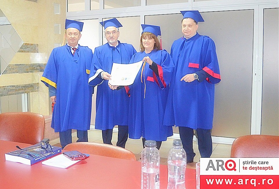 Profesorul universitar emerit doctor Ioan Roxin, DOCTOR HONORIS CAUSA la UNIVERSITATEA „AUREL VLAICU” DIN ARAD